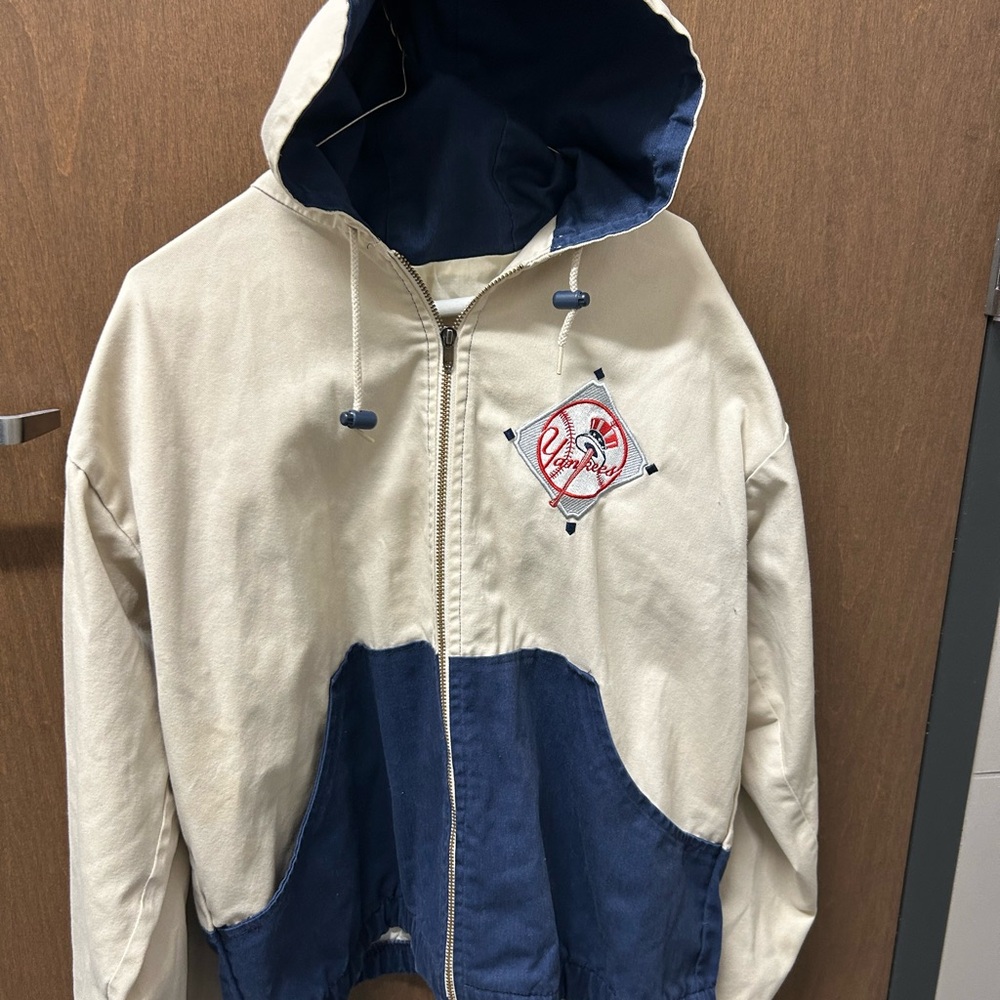 Vintage New York Yankees apparel #1 Hooded Jacket